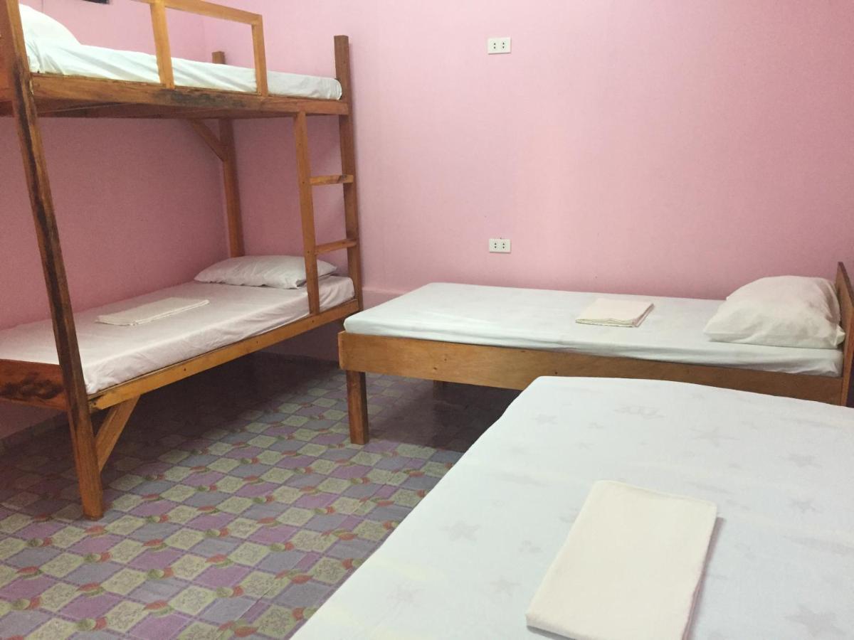 Bohemian Bohol Hostel Panglao Dış mekan fotoğraf