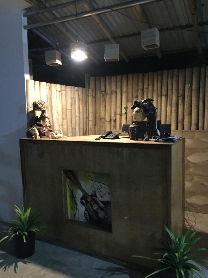 Bohemian Bohol Hostel Panglao Dış mekan fotoğraf