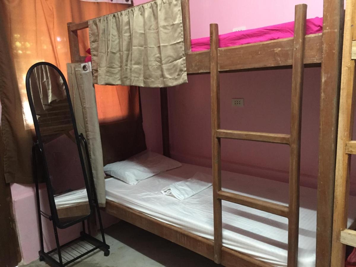 Bohemian Bohol Hostel Panglao Dış mekan fotoğraf