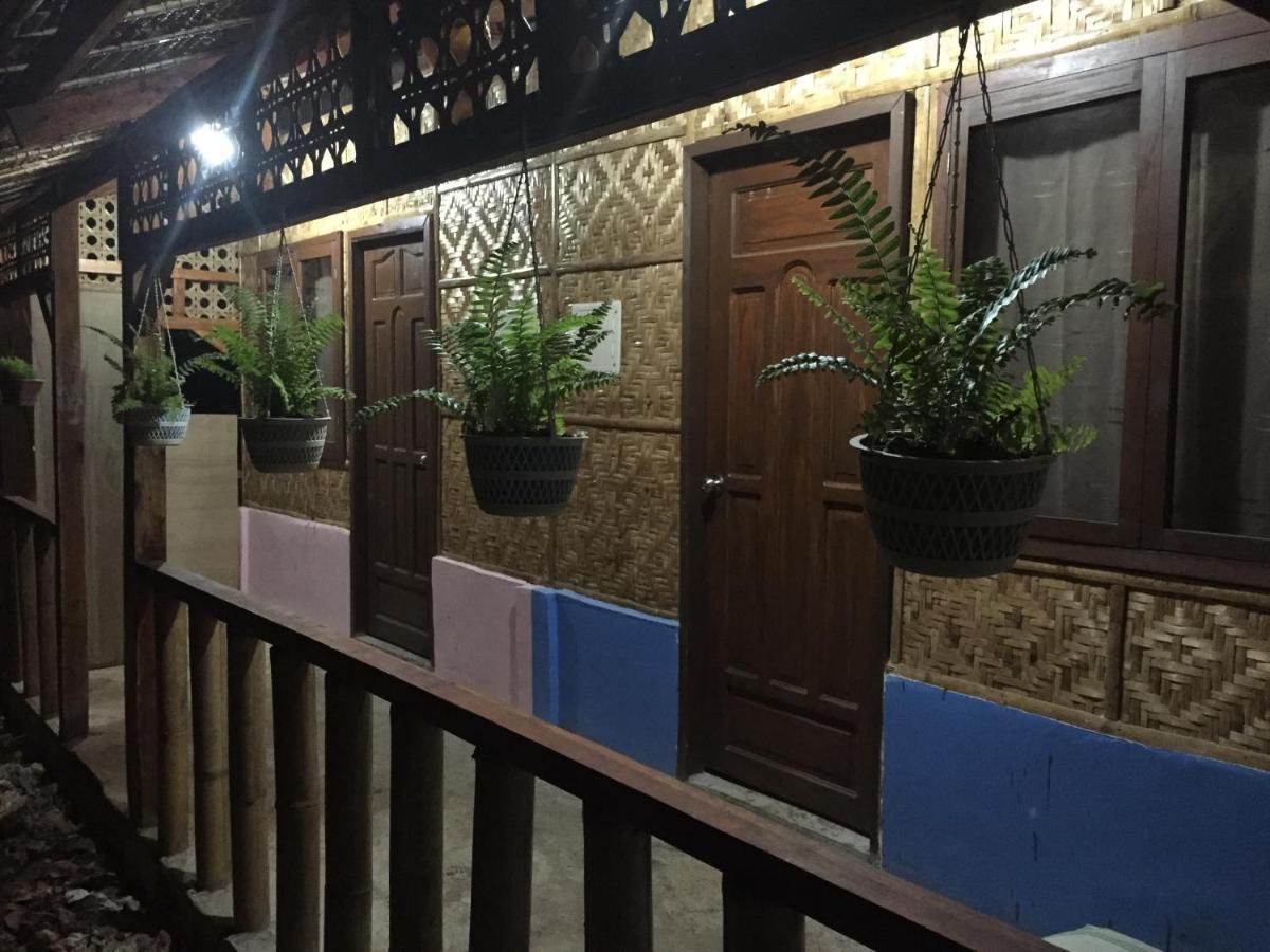 Bohemian Bohol Hostel Panglao Dış mekan fotoğraf