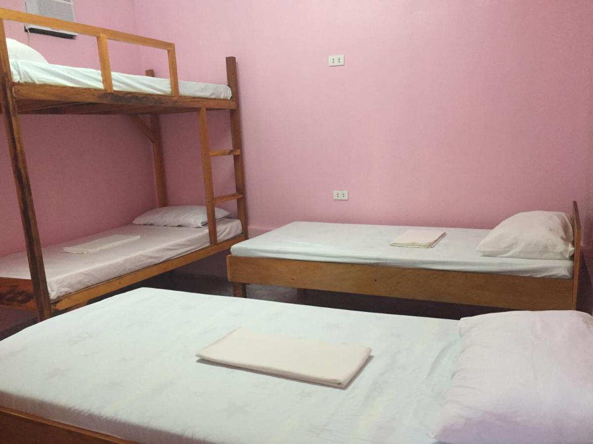 Bohemian Bohol Hostel Panglao Dış mekan fotoğraf